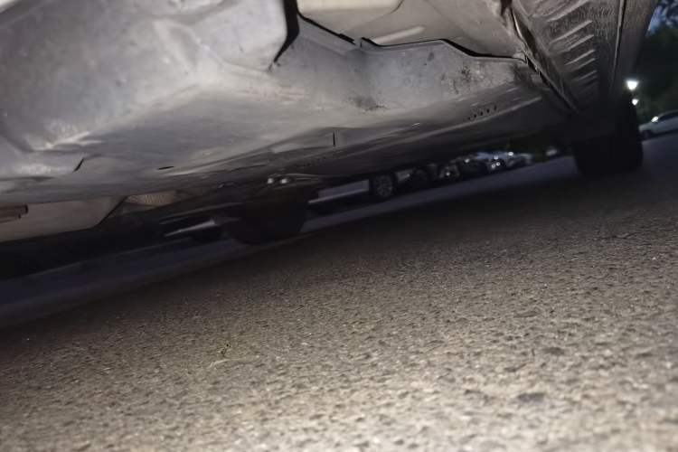 Used Toyota Corolla 2017 Revised Dual-Engine 1.8L E-CVT Elite Edition Chassis Front Left