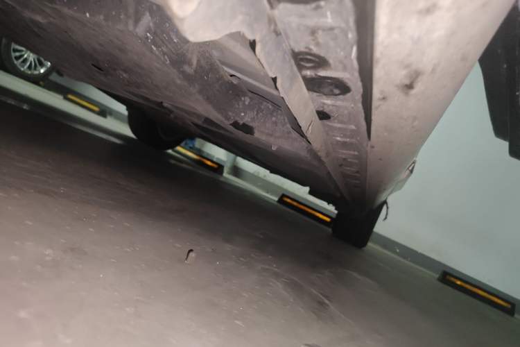 Used Toyota Corolla 2017 Revised Dual-Engine 1.8L E-CVT Elite Edition Chassis Front Left