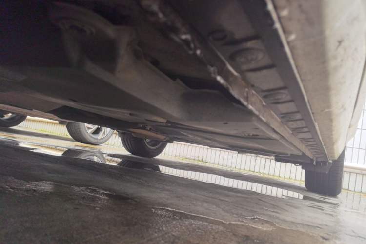 Used Toyota Corolla 2017 Revised Dual-Engine 1.8L E-CVT Elite Edition Chassis Front Left