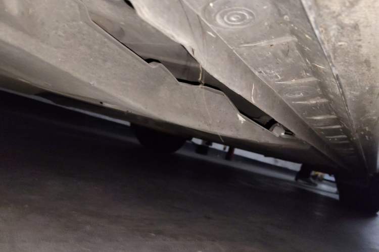 Used Toyota Corolla 2017 Revised Dual-Engine 1.8L E-CVT Elite Edition Chassis Front Left