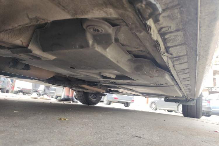 Used Toyota Corolla 2017 Revised Dual-Engine 1.8L E-CVT Leading Edition Chassis Front Left