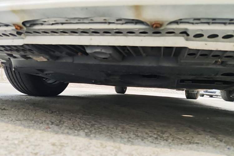 Used Toyota Corolla 2017 Revised Dual-Engine 1.8L E-CVT Elite Edition Chassis Front