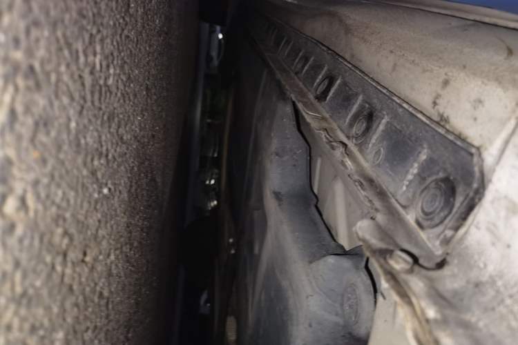 Used Toyota Corolla 2017 Revised Dual-Engine 1.8L E-CVT Elite Edition Chassis Front Right