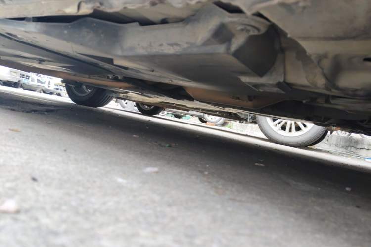 Used Toyota Corolla 2017 Revised Dual-Engine 1.8L E-CVT Leading Edition Chassis Front Right