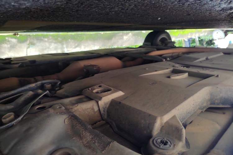 Used Toyota Corolla 2017 Revised Dual-Engine 1.8L E-CVT Elite Edition Chassis Front Right
