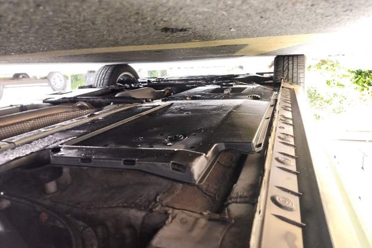 Used Toyota Corolla 2017 Revised Dual-Engine 1.8L E-CVT Elite Edition Chassis Rear Left