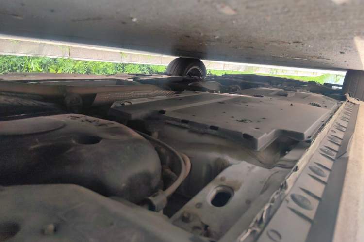Used Toyota Corolla 2017 Revised Dual-Engine 1.8L E-CVT Leading Edition Chassis Rear Left