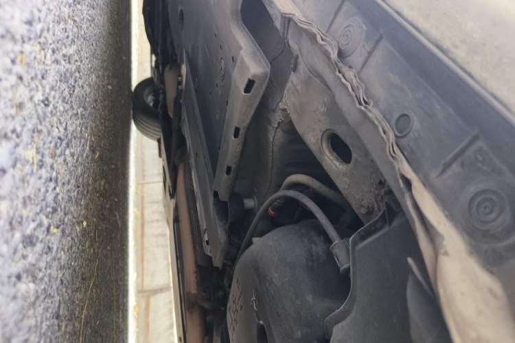 Used Toyota Corolla 2017 Revised Dual-Engine 1.8L E-CVT Leading Edition Chassis Rear Left