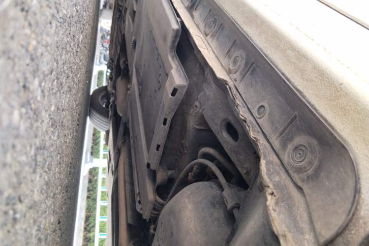 Used Toyota Corolla 2017 Revised Dual-Engine 1.8L E-CVT Leading Edition Chassis Rear Left