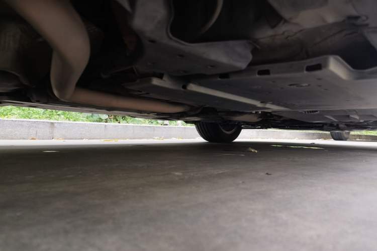 Used Toyota Corolla 2017 Revised Dual-Engine 1.8L E-CVT Leading Edition Chassis Rear Right