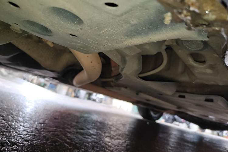 Used Toyota Corolla 2017 Revised Dual-Engine 1.8L E-CVT Leading Edition Chassis Rear Right