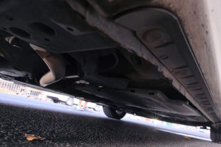 Used Toyota Corolla 2017 Revised Dual-Engine 1.8L E-CVT Leading Edition Chassis Rear Right