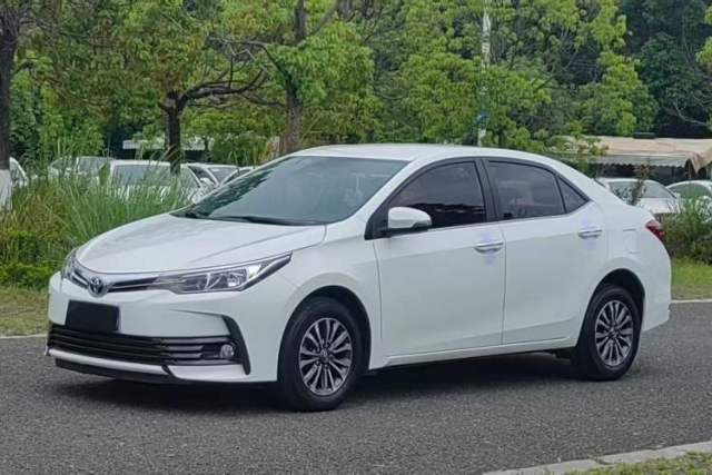 Used Toyota Corolla 2017 Revised Version 1.2T S-CVT GL