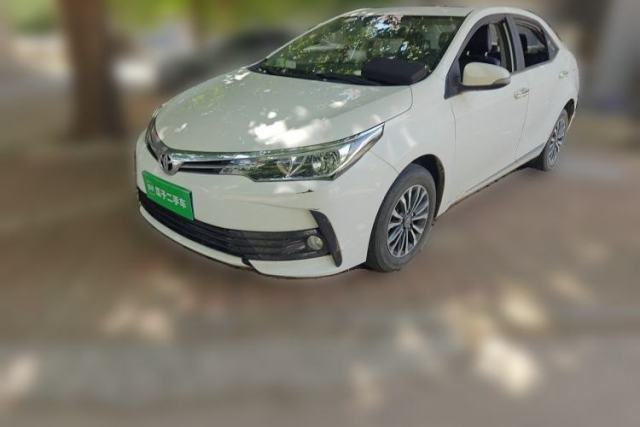 Ojetý Toyota Corolla 2017 Revised Version 1.2T S-CVT GL-i