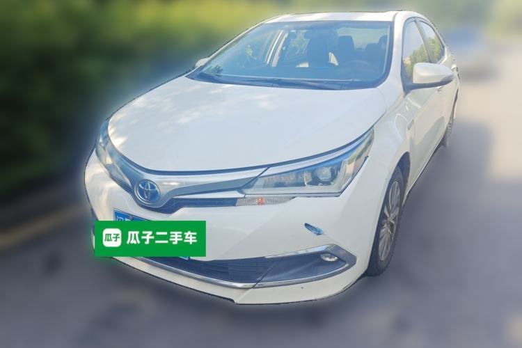 Toyota Corolla 2017 Revised Dual-Engine 1.8L E-CVT Elite Edition с пробегом Guazi used car, China used car export, Used car for sale, Used cars, Cheapest cars for sale