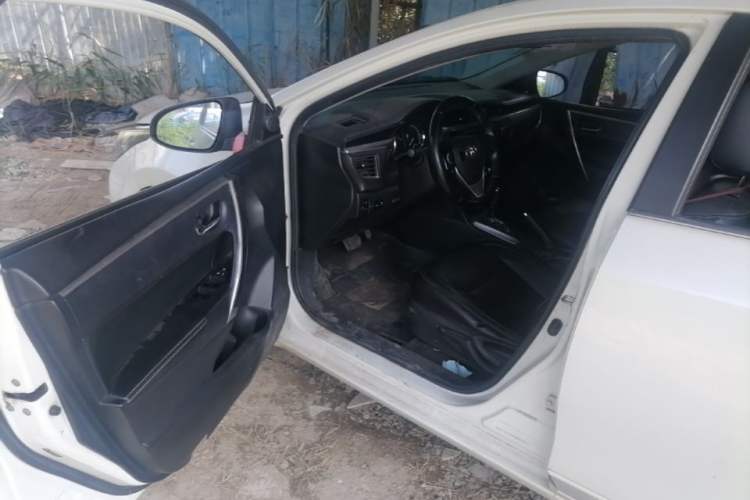 Used Toyota Corolla 2017 1.2T CVT GL-i Leather Edition Driver Seat