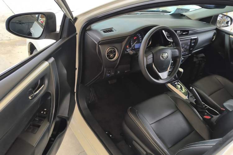 Used Toyota Corolla 2017 Revised Version 1.2T S-CVT GL Driver Seat