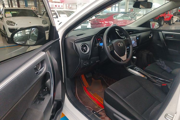 Used Toyota Corolla 2017 Revised Version 1.2T S-CVT GL Driver Seat