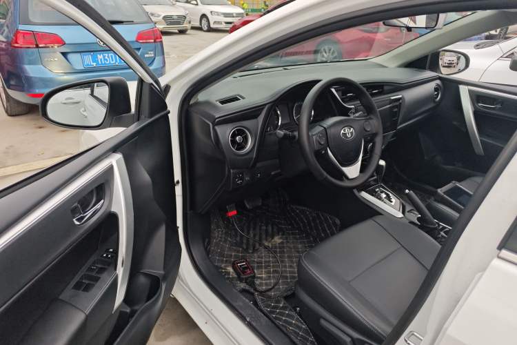 Used Toyota Corolla 2017 Revised Version 1.2T S-CVT GL-i Driver Seat