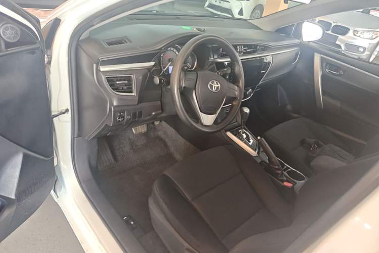 Used Toyota Corolla 2017 1.6L CVT GL Driver Seat