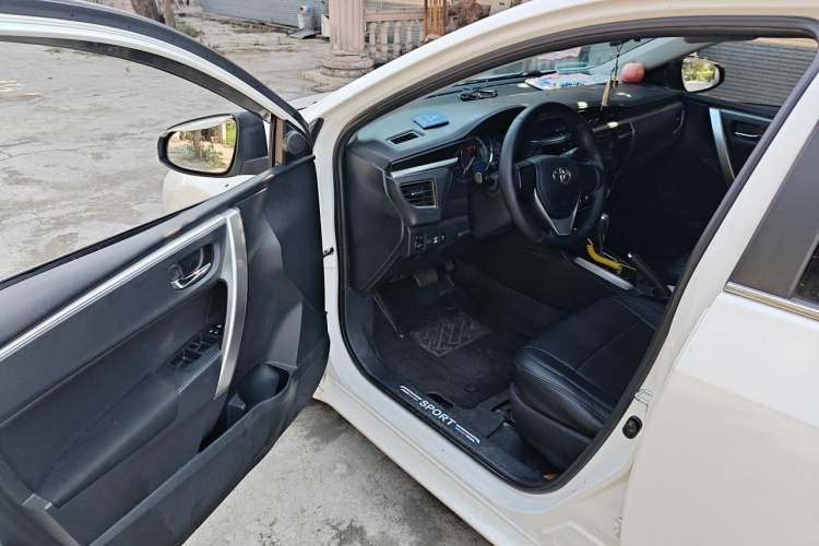 Used Toyota Corolla 2017 1.2T CVT GL Driver Seat
