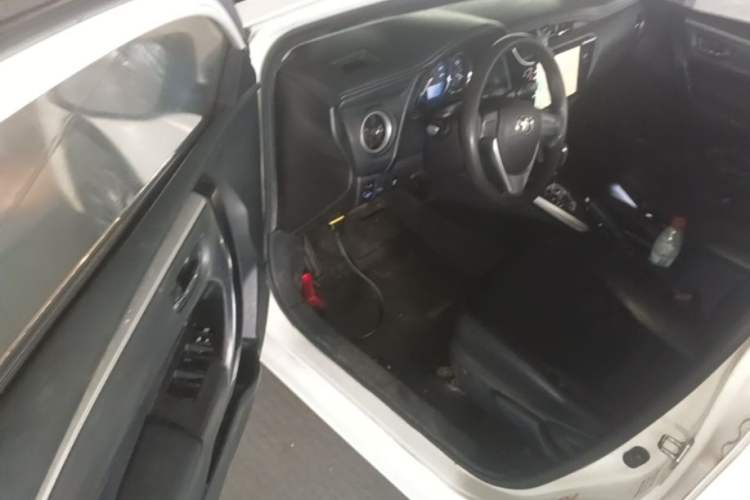 Used Toyota Corolla 2017 Revised Version 1.2T S-CVT GL Driver Seat