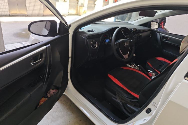 Used Toyota Corolla 2017 Revised Version 1.2T S-CVT GL Driver Seat