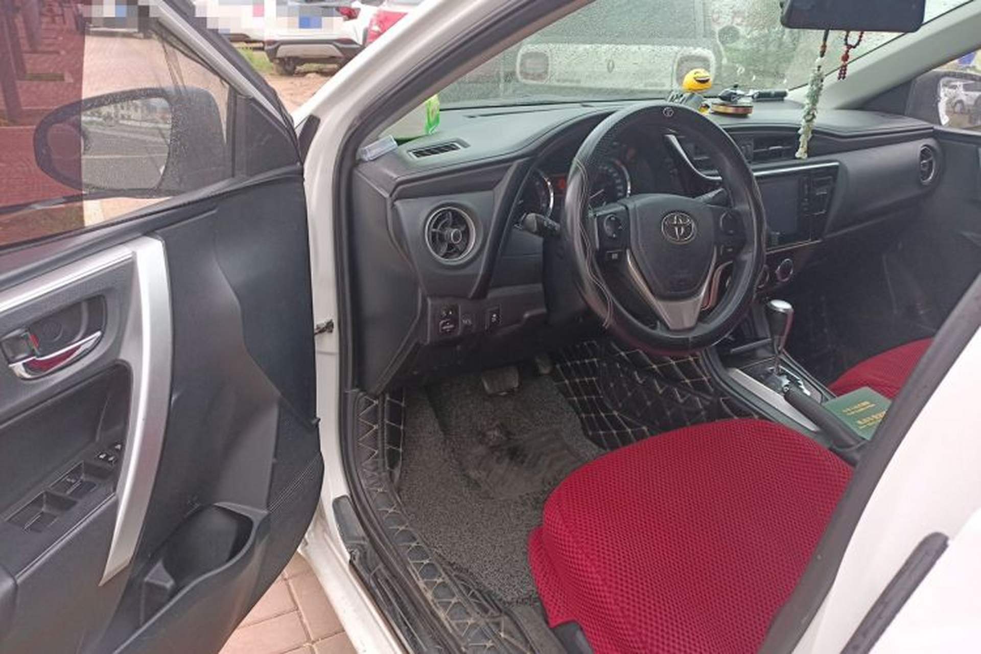 Used Toyota Corolla 2017 Revised Version 1.2T S-CVT GL-i Driver Seat