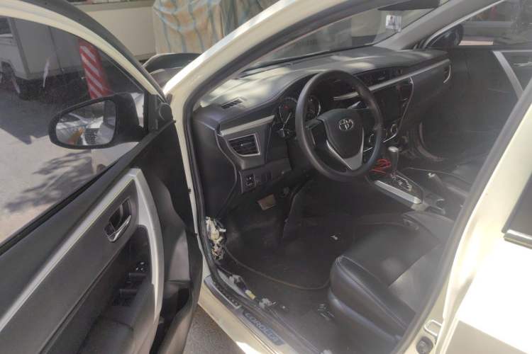 Used Toyota Corolla 2017 Revised Version 1.6L S-CVT GL Driver Seat