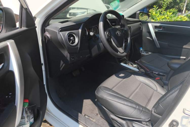 Used Toyota Corolla 2017 Revised Version 1.2T S-CVT GL-i Driver Seat