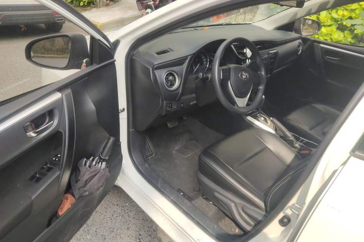 Used Toyota Corolla 2017 Revised Version 1.2T S-CVT GL Driver Seat