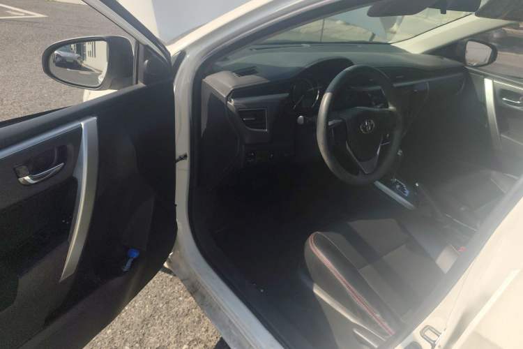 Used Toyota Corolla 2017 1.2T CVT GL Driver Seat