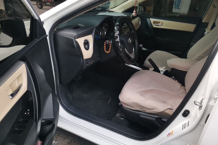 Used Toyota Corolla 2017 Revised Version 1.2T S-CVT GL Driver Seat
