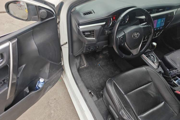 Used Toyota Corolla 2017 1.2T CVT GL-i Leather Edition Driver Seat