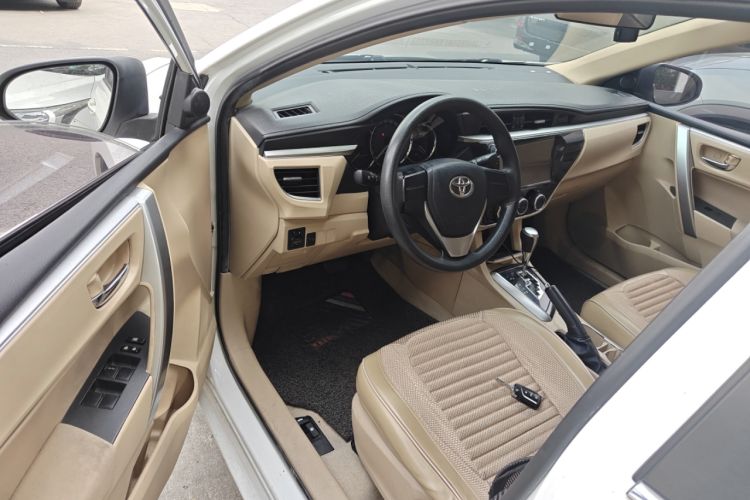 Used Toyota Corolla 2017 1.6L CVT GL Driver Seat