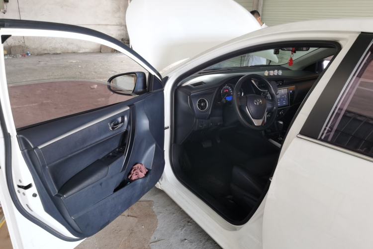 Used Toyota Corolla 2017 Revised Version 1.2T S-CVT GL Driver Seat