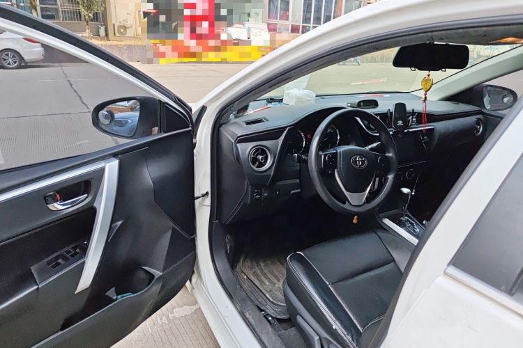 Used Toyota Corolla 2017 Revised Version 1.2T S-CVT GL-i Driver Seat