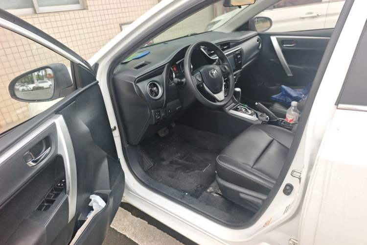 Used Toyota Corolla 2017 Revised Version 1.2T S-CVT GL-i Driver Seat