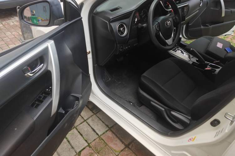 Used Toyota Corolla 2017 Revised Version 1.2T S-CVT GL-i
