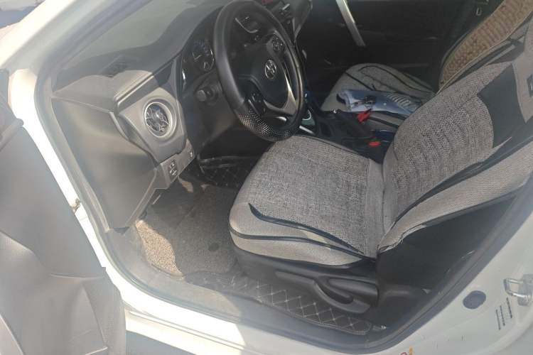 Used Toyota Corolla 2017 Revised Dual-Engine 1.8L E-CVT Leading Edition Driver Seat