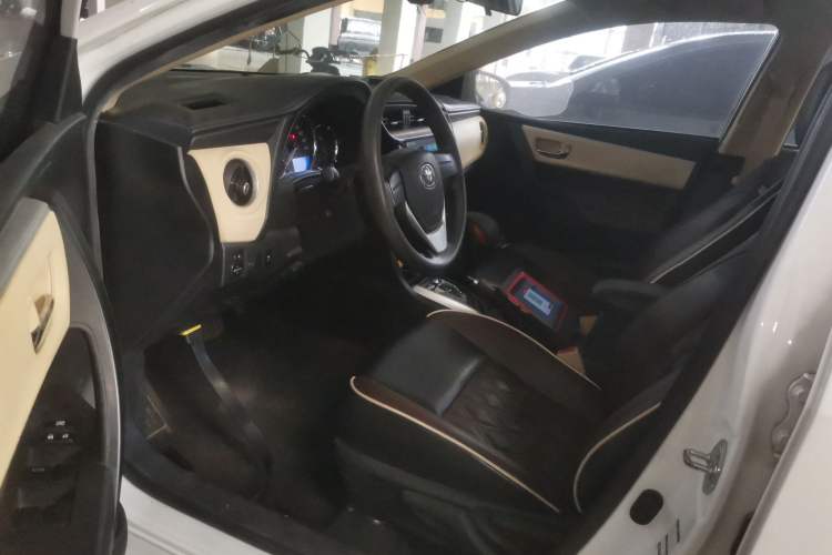Used Toyota Corolla 2017 Revised Version 1.2T S-CVT GL Driver Seat
