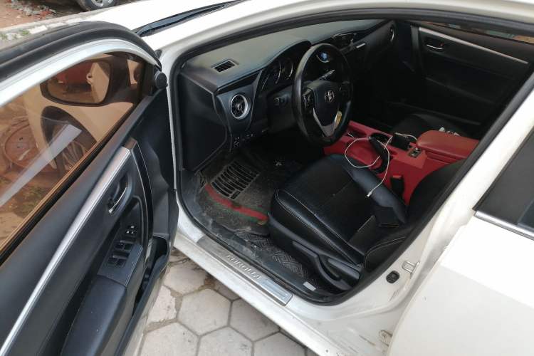 Used Toyota Corolla 2017 1.2T CVT GL Driver Seat