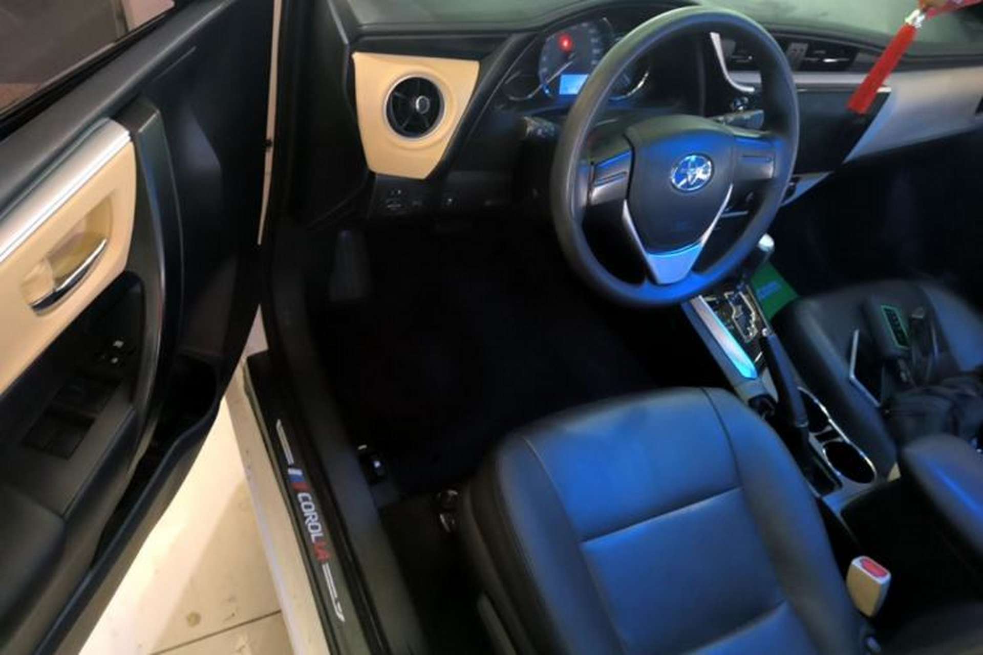 Used Toyota Corolla 2017 Revised Version 1.2T S-CVT GL Driver Seat