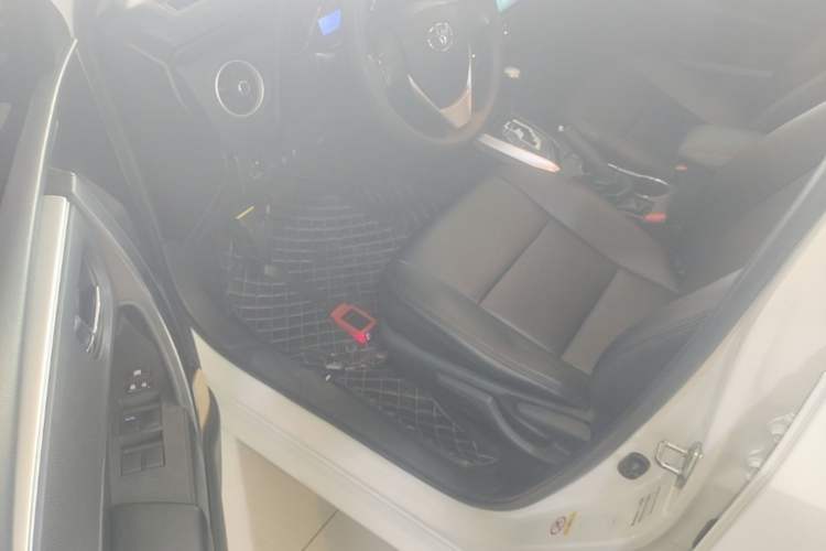 Used Toyota Corolla 2017 Revised Version 1.2T S-CVT GL Driver Seat