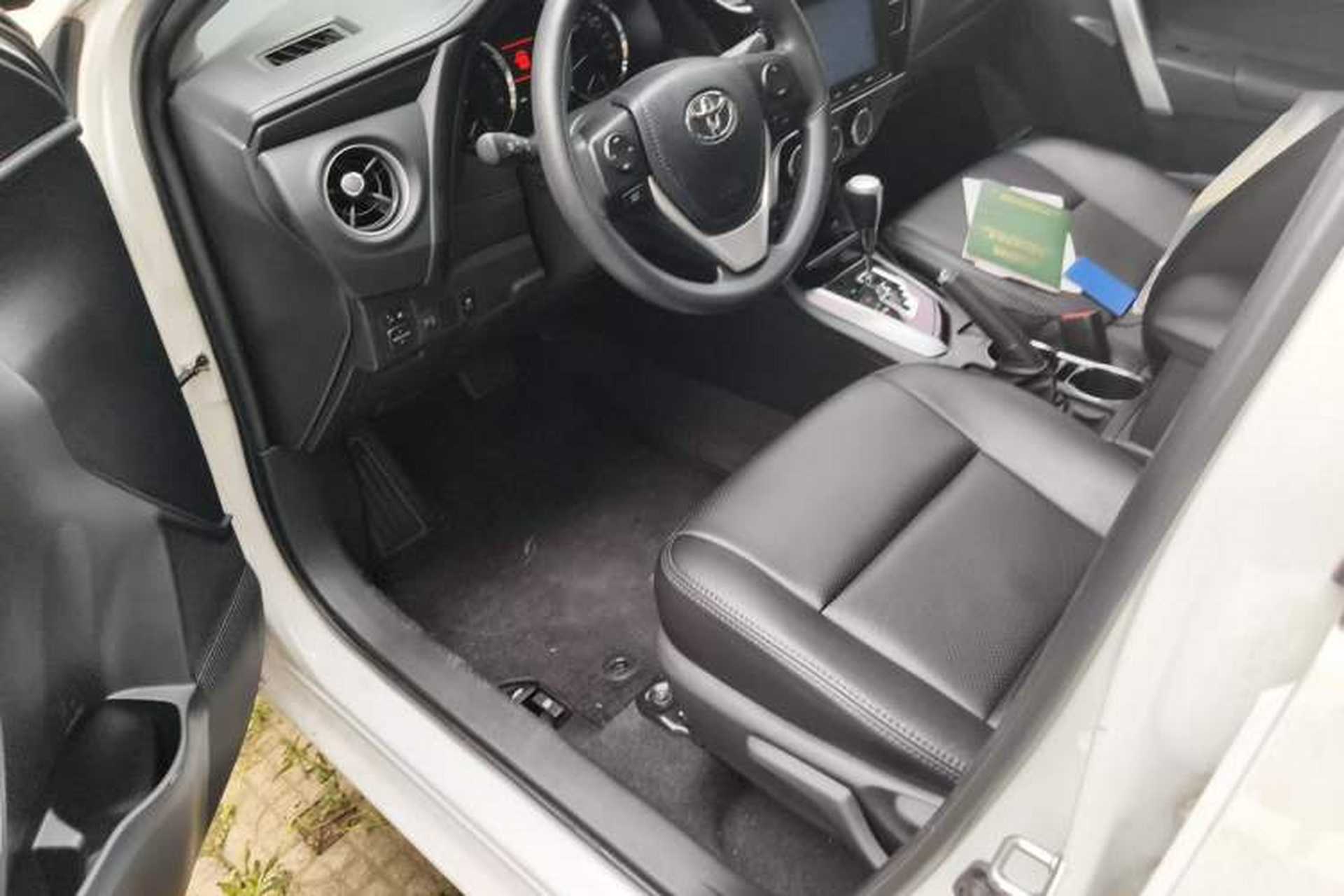 Used Toyota Corolla 2017 Revised Version 1.2T S-CVT GL-i Driver Seat
