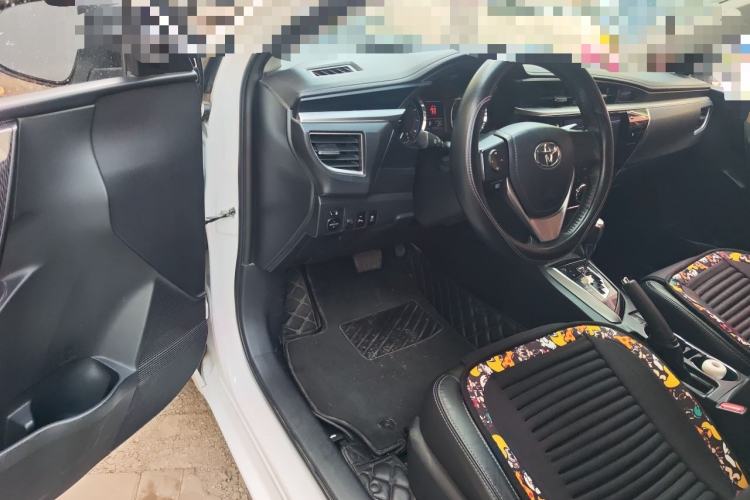 Used Toyota Corolla 2017 1.2T CVT GL-i Leather Edition Driver Seat