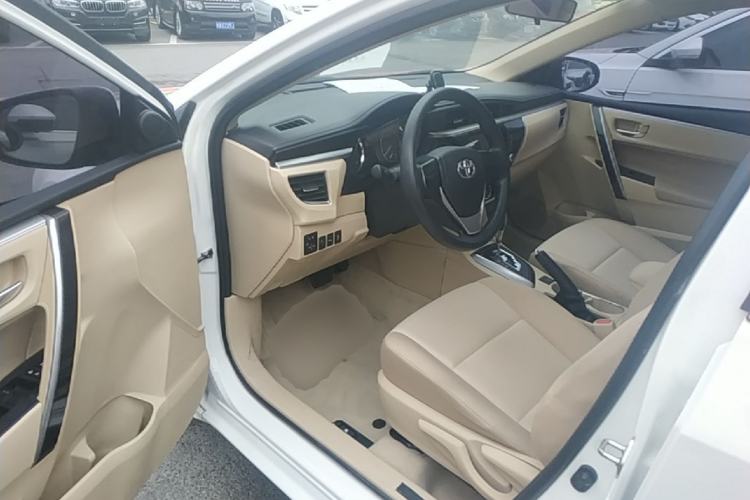 Used Toyota Corolla 2017 1.2T CVT GL-i Driver Seat