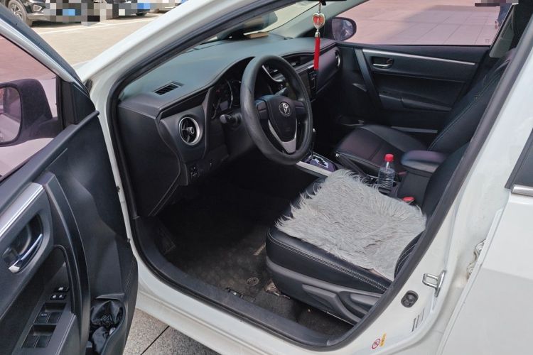 Used Toyota Corolla 2017 Revised Version 1.2T S-CVT GL Driver Seat