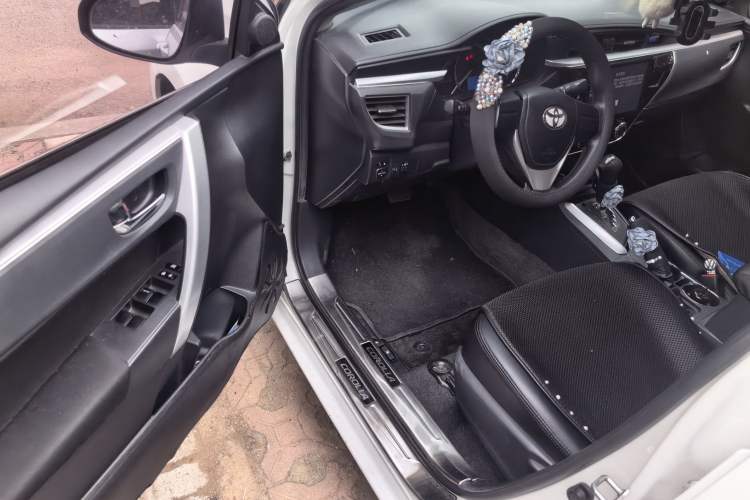 Used Toyota Corolla 2017 Revised Version 1.6L S-CVT GL Driver Seat