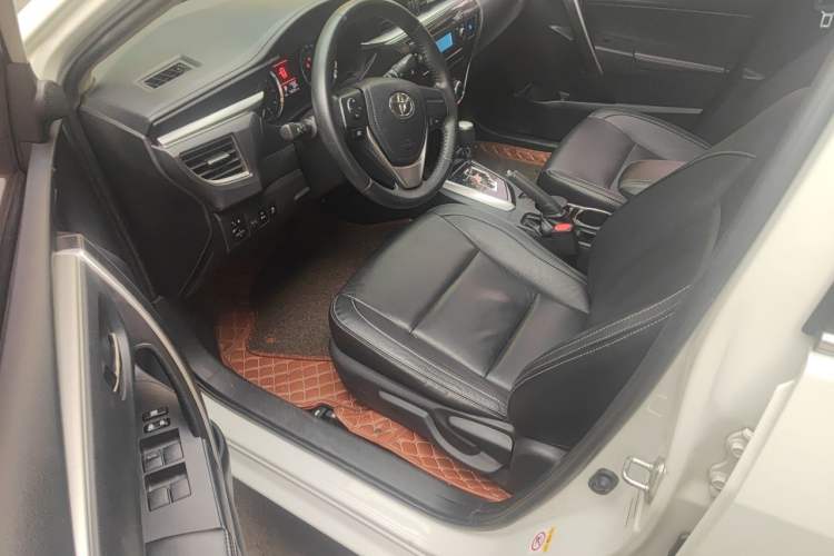 Used Toyota Corolla 2017 1.2T CVT GL-i Leather Edition Driver Seat